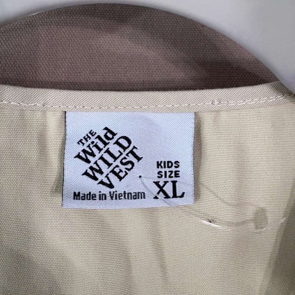 The Wild Wild‎ Vest Kids XL Tan Junior Zookeeper Alabama Gulf Coast Zoo Safari